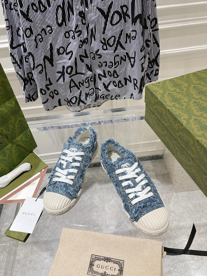 20250101214004/20240409193744_ec701a38f18e7c09bfcf293f02a82aa6_p49x.jpg Array