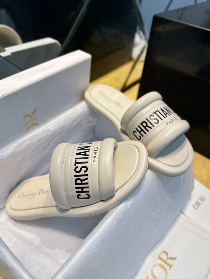 20250101214004/20240823222436_b656a9cf025f270976a2158003691ce9_77we.jpg Array