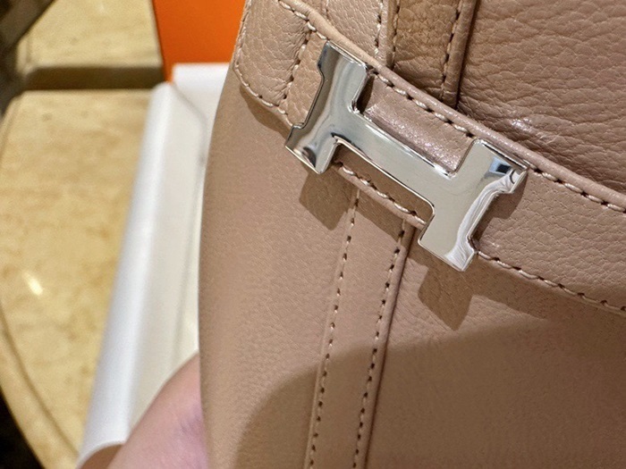 20250101214004/20240823223044_b656a9cf025f270976a2158003691ce9_w7px.jpg Array