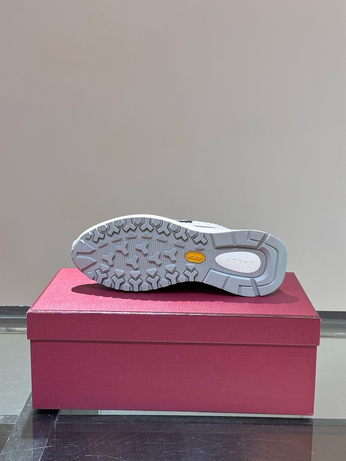 20250101214004/20240823224225_b656a9cf025f270976a2158003691ce9_tz8d.jpg Array