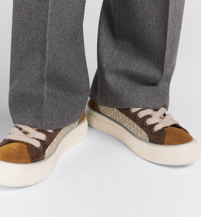 20250101214004/20241023151712_fef15940fe3aaf3e411d86c42d347bec_vozt.jpg Array