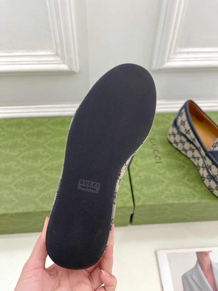 20250101214004/20241023153906_fef15940fe3aaf3e411d86c42d347bec_4i61.jpg Array