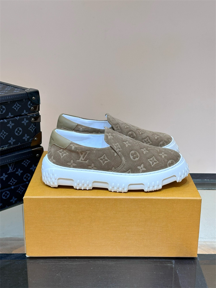 LOUIS VUITTON 루이비통 남성용 스니커즈 L96339-1 2024/신상