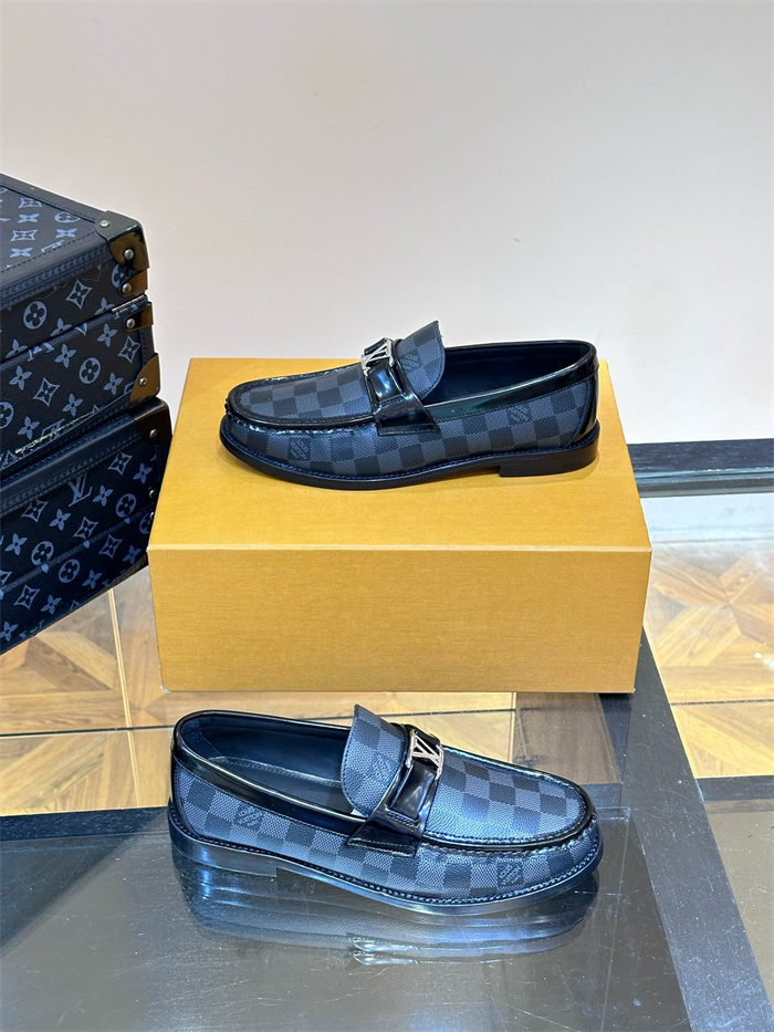 20250101214004/20241107155514_31b28511909b060aa3e839c3ee8b7d62_dnqm.jpg Array