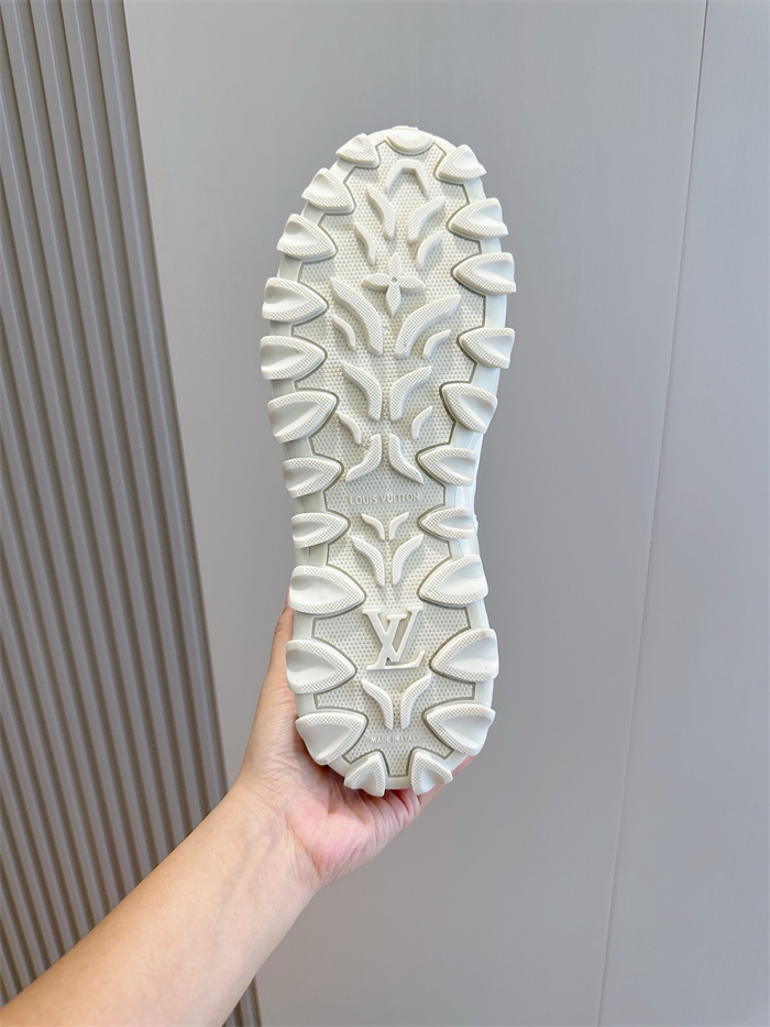 20250101214004/20241107160544_2f3dc3536cb1b0fdb33d7a3ef466788c_lu2k.jpg Array