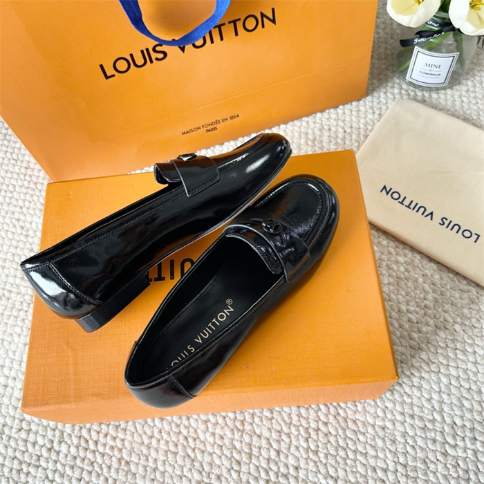 LOUIS VUITTON 루이비통 여성용 로퍼 L72125-1 2024/신상 무광,유광 2color