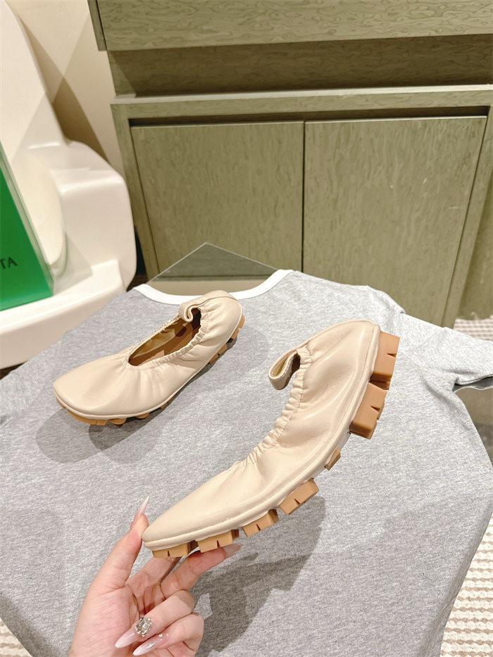 20250101214004/20241107163933_2f3dc3536cb1b0fdb33d7a3ef466788c_z56w.jpg Array