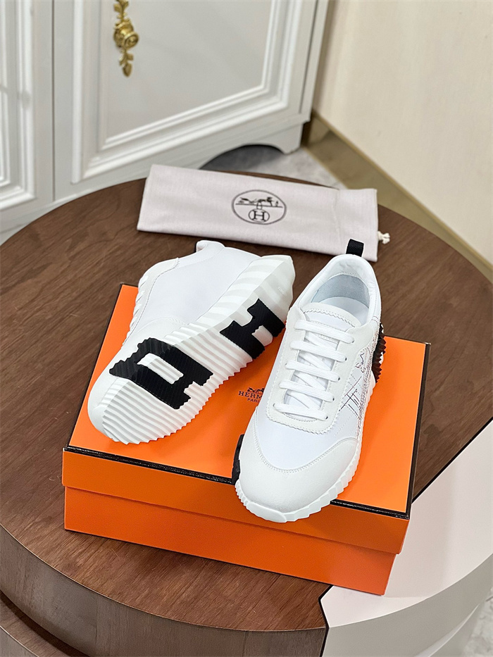 HERMES 에르메스 남성용 스니커즈 H33956-2 2024/신상 블랙,화이트 2color