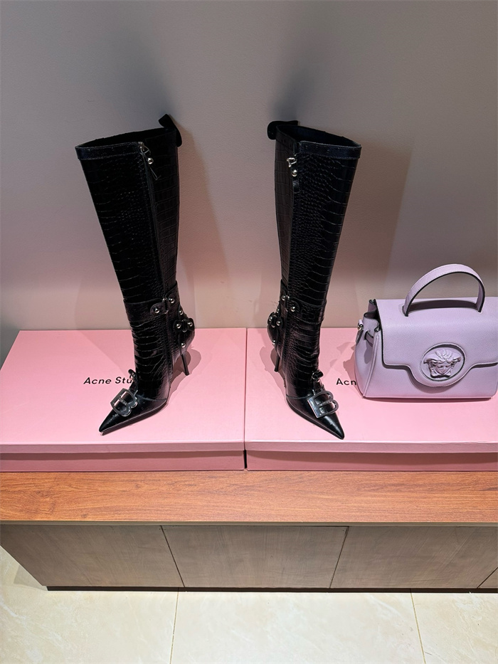 20250101214004/20241107183953_31b28511909b060aa3e839c3ee8b7d62_p409.jpg Array