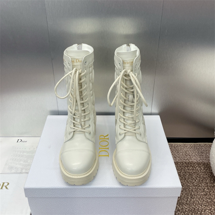 20250101214004/20241120184007_fa7e5489d2ad71f21bda35d799d86db2_xsi1.jpg Array