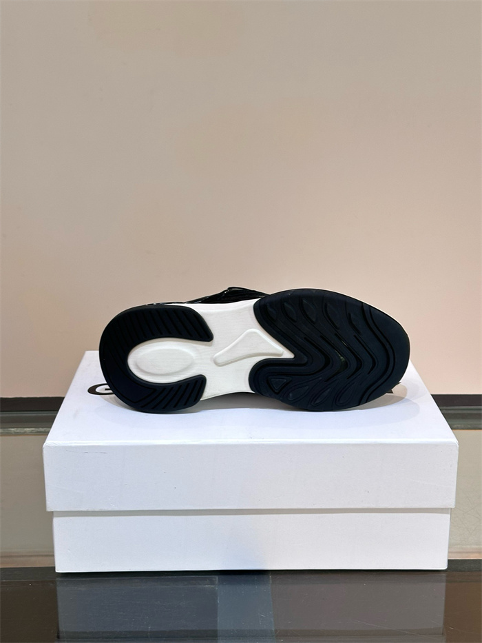 20250101214004/20241120191827_fa7e5489d2ad71f21bda35d799d86db2_lzut.jpg Array