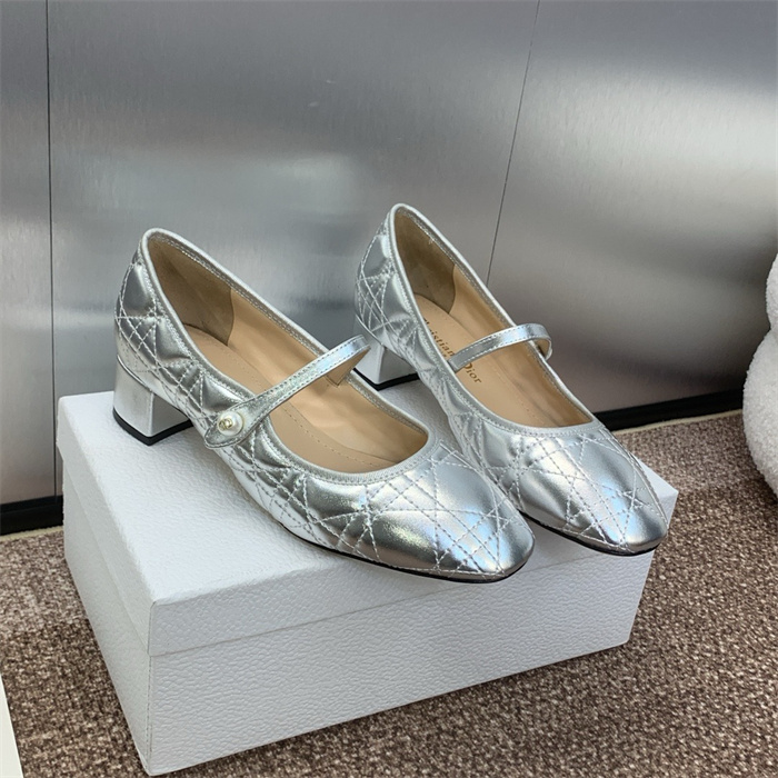 20250101214004/20241120200515_fa7e5489d2ad71f21bda35d799d86db2_t25l.jpg Array