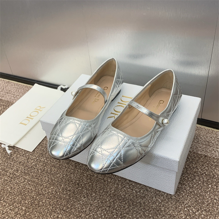 20250101214004/20241120200730_fa7e5489d2ad71f21bda35d799d86db2_0ofi.jpg Array