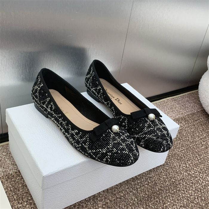 20250101214004/20241120201058_fa7e5489d2ad71f21bda35d799d86db2_r61l.jpg Array