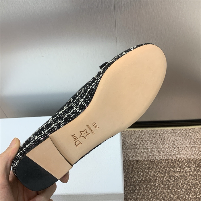 20250101214004/20241120201101_fa7e5489d2ad71f21bda35d799d86db2_q49j.jpg Array