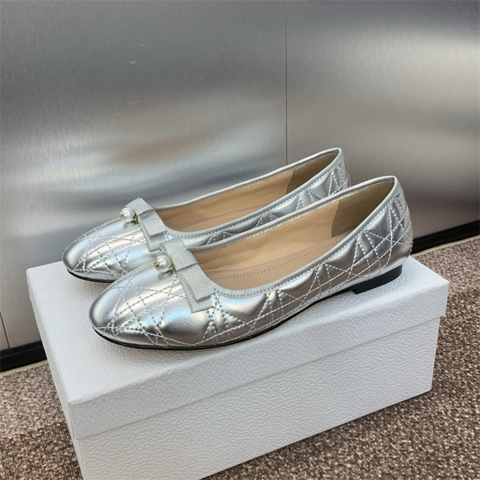 DIOR 디올 여성용 단화 D89447-1 2024/신상 2COLOR