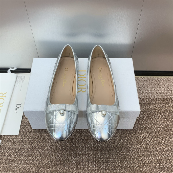 20250101214004/20241120201105_fa7e5489d2ad71f21bda35d799d86db2_p6z6.jpg Array