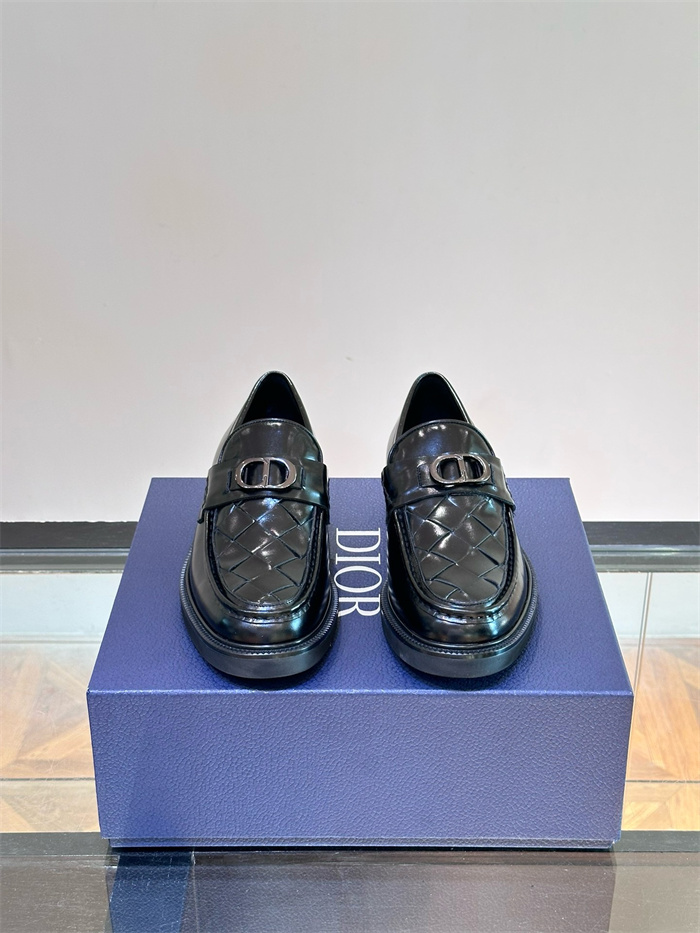 20250101214004/20241120201450_fa7e5489d2ad71f21bda35d799d86db2_manu.jpg Array