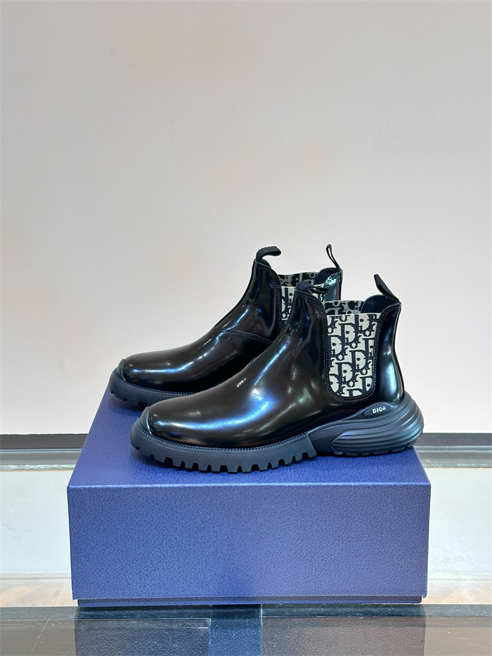 20250101214004/20241120202348_fa7e5489d2ad71f21bda35d799d86db2_uwbx.jpg Array