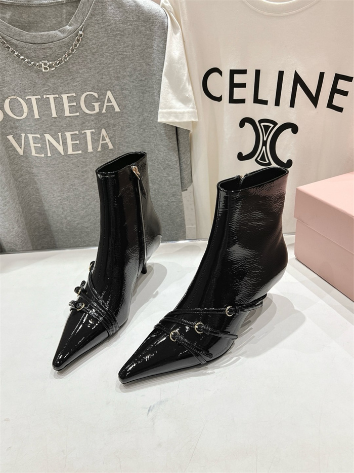 20250101214004/20241120205018_fa7e5489d2ad71f21bda35d799d86db2_5x2a.jpg Array