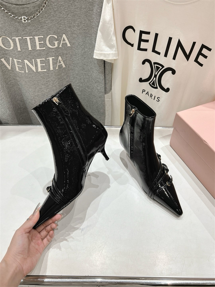 20250101214004/20241120205019_fa7e5489d2ad71f21bda35d799d86db2_o0gi.jpg Array