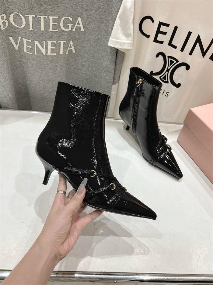 20250101214004/20241120205020_fa7e5489d2ad71f21bda35d799d86db2_eukz.jpg Array