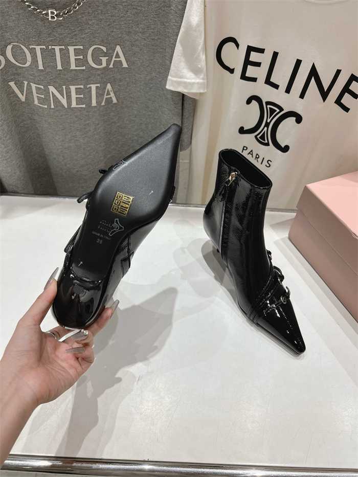 20250101214004/20241120205024_fa7e5489d2ad71f21bda35d799d86db2_5jds.jpg Array