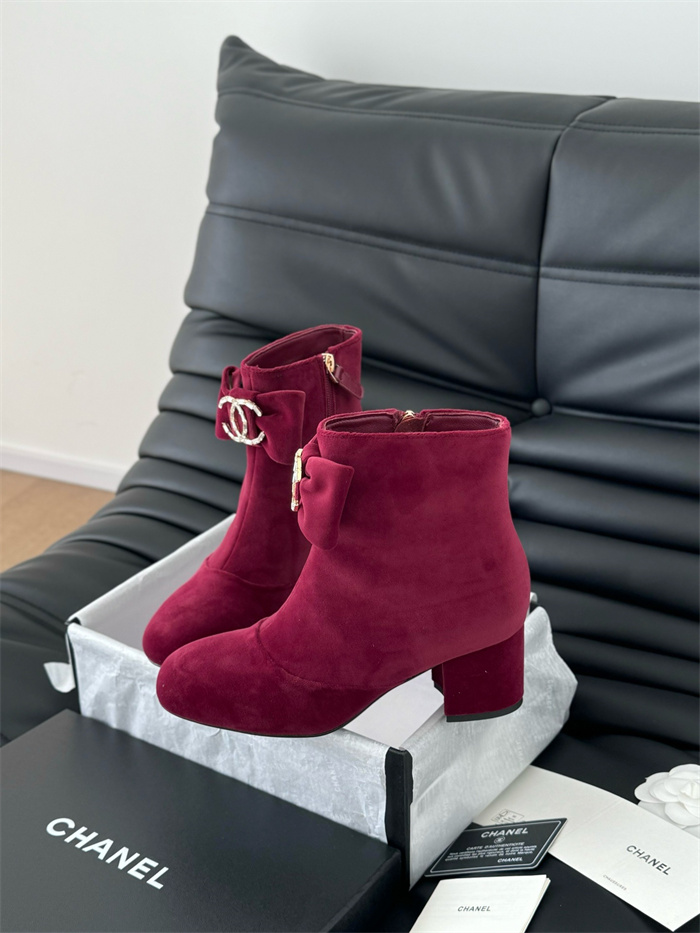 20250101214004/20241120231540_fa7e5489d2ad71f21bda35d799d86db2_363t.jpg Array