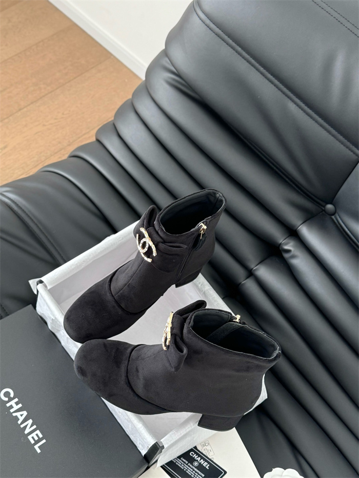 20250101214004/20241120231548_fa7e5489d2ad71f21bda35d799d86db2_nq3r.jpg Array