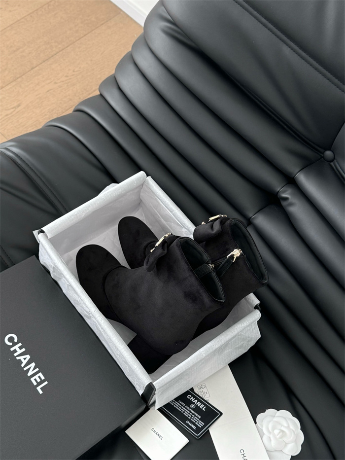 20250101214004/20241120231550_fa7e5489d2ad71f21bda35d799d86db2_eiih.jpg Array