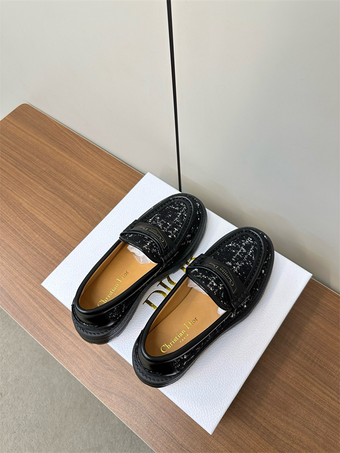 20250101214004/20241120232013_fa7e5489d2ad71f21bda35d799d86db2_2zzs.jpg Array