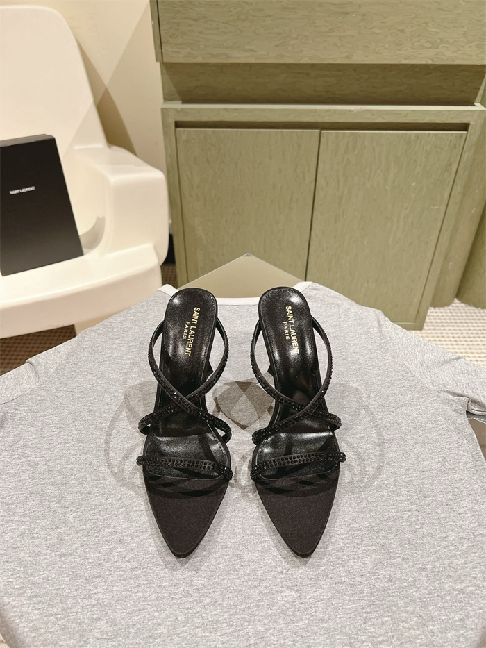 20250101214004/20241215000855_ab62b2526ad862d27eff3825ef72fc30_fbju.jpg Array