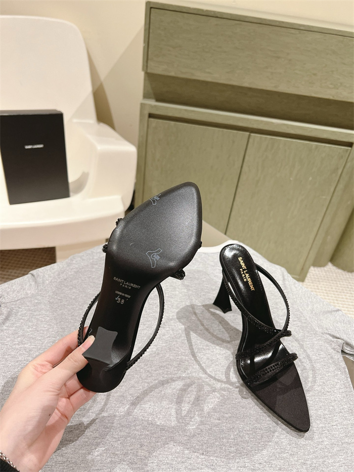 20250101214004/20241215000900_ab62b2526ad862d27eff3825ef72fc30_00p4.jpg Array