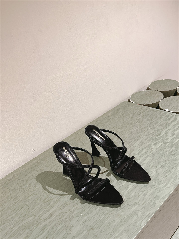 20250101214004/20241215000901_ab62b2526ad862d27eff3825ef72fc30_hxwi.jpg Array