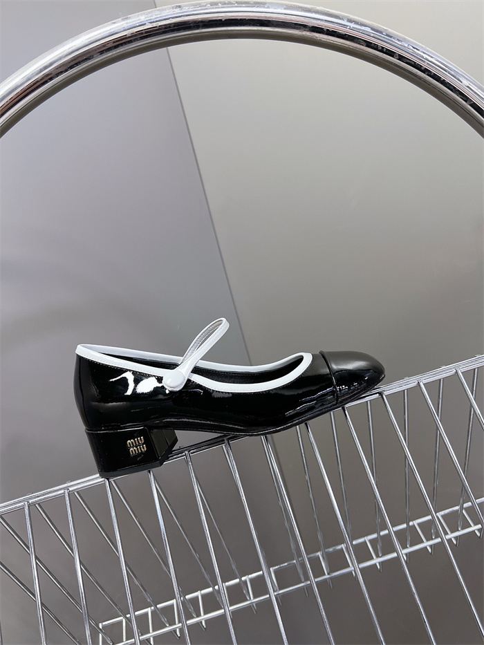 20250101214004/20241215003757_ab62b2526ad862d27eff3825ef72fc30_hwav.jpg Array