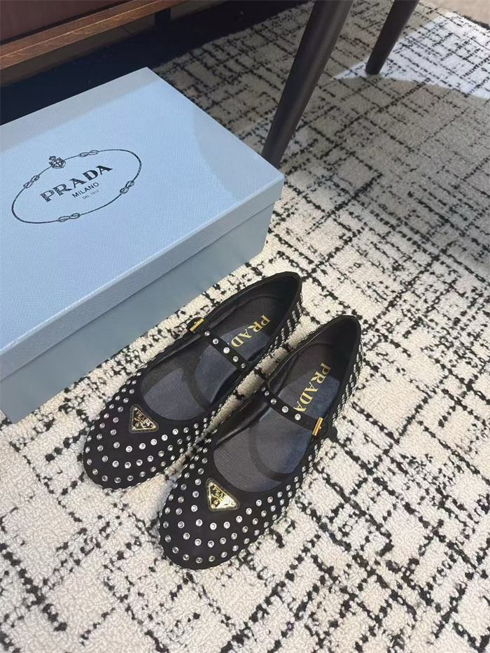 20250101214004/20241215005131_ab62b2526ad862d27eff3825ef72fc30_dkfb.jpg Array