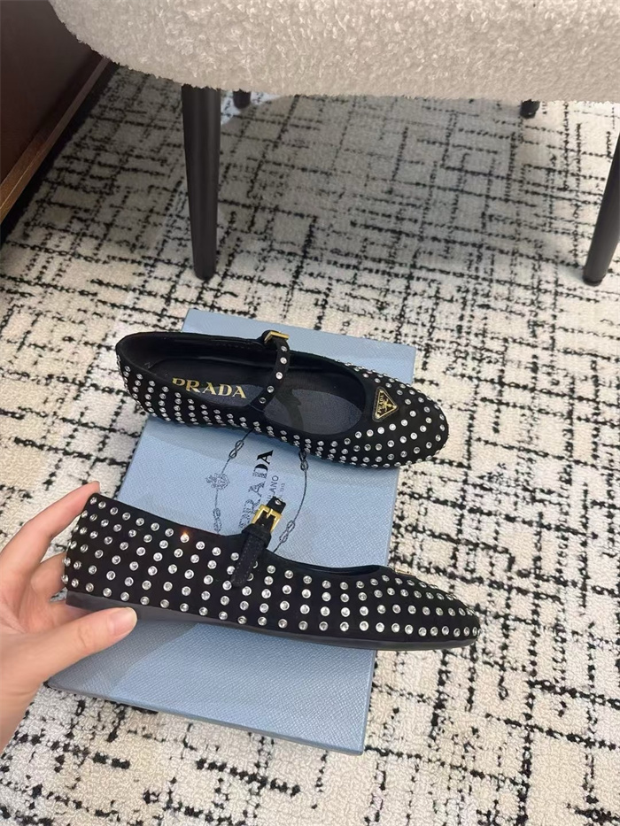 20250101214004/20241215005134_ab62b2526ad862d27eff3825ef72fc30_0a2t.jpg Array