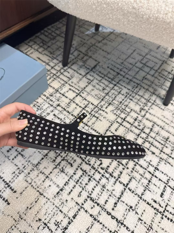 20250101214004/20241215005135_ab62b2526ad862d27eff3825ef72fc30_dlqh.jpg Array