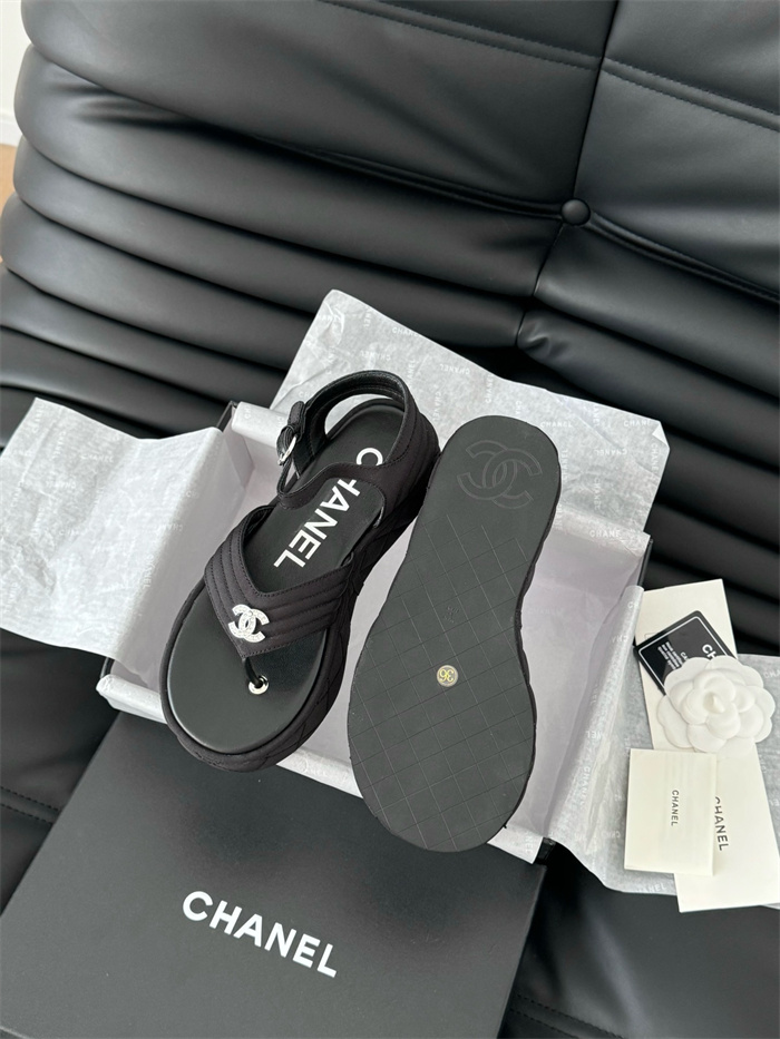 20250101214004/20241215011617_ab62b2526ad862d27eff3825ef72fc30_dk2s.jpg Array