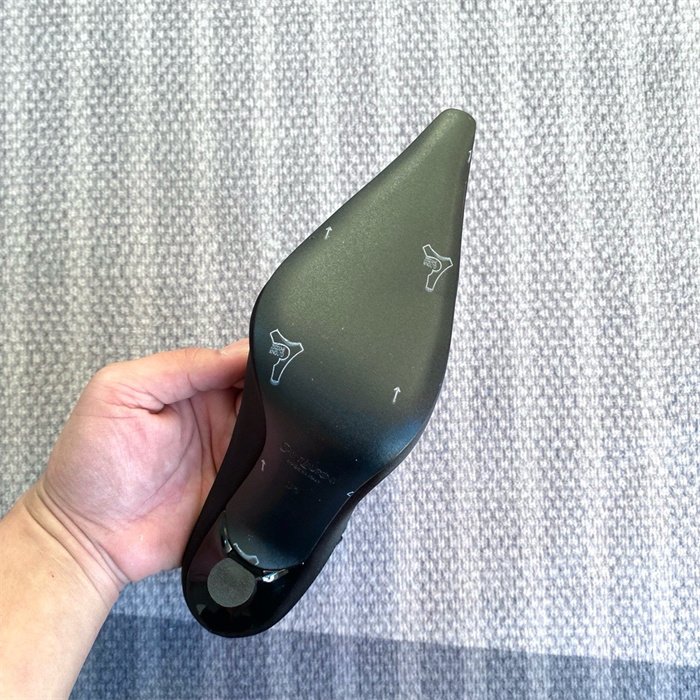 20250101214004/20241215011926_ab62b2526ad862d27eff3825ef72fc30_n5rv.jpg Array