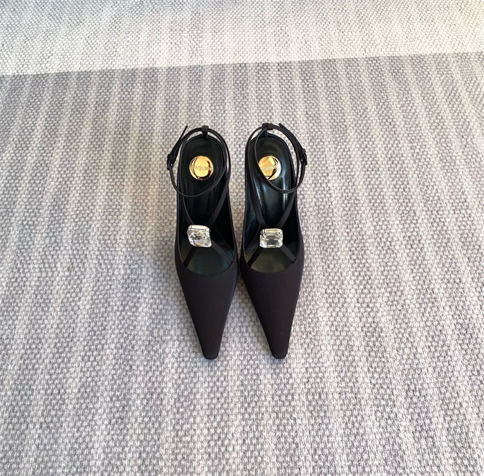 20250101214004/20241215011927_ab62b2526ad862d27eff3825ef72fc30_uqe2.jpg Array