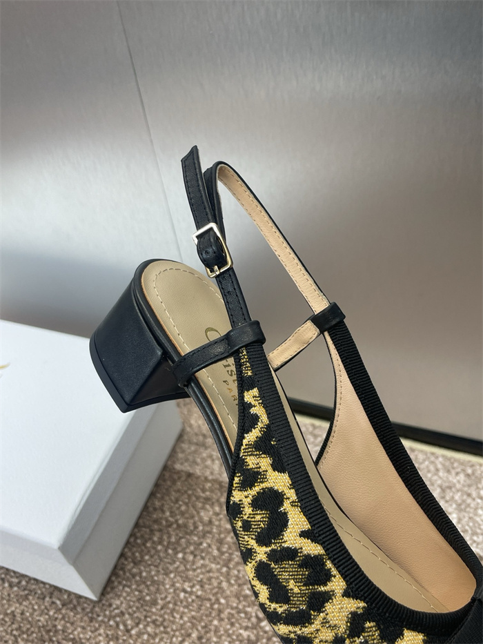 20250101214004/20241221001152_bf3dced3da25543c96abad00f4a57bee_i7tu.jpg Array