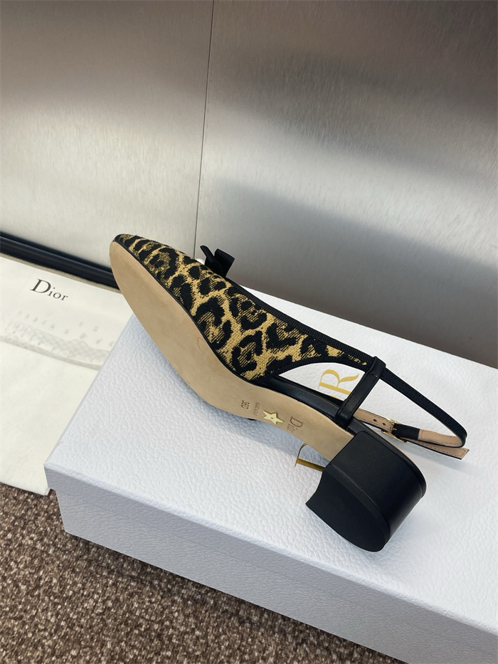 20250101214004/20241221001153_bf3dced3da25543c96abad00f4a57bee_sd0r.jpg Array