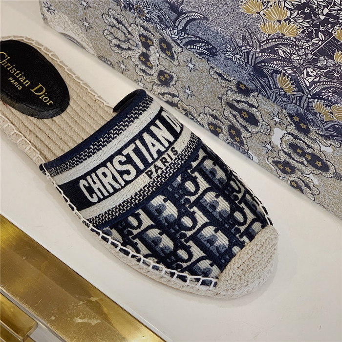 20250101214004/2141ea94702ec2211305de502cb81d3d_1599627118_3586.jpg Array