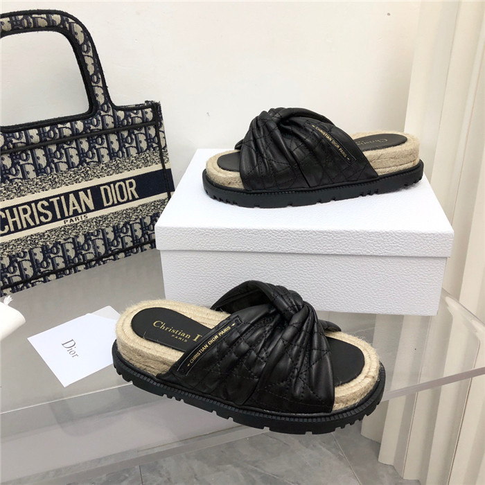 20250101214004/307935d1faa5bc156d3d90d633e6a9e2_1651227242_2018.jpg Array