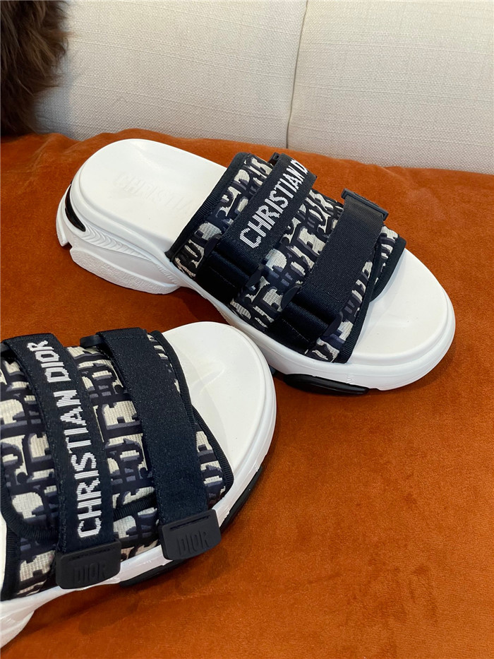 20250101214004/307935d1faa5bc156d3d90d633e6a9e2_1651229947_1594.jpg Array