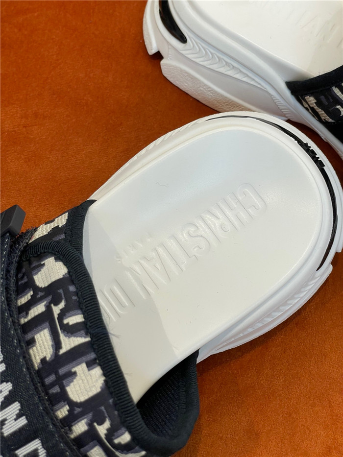 20250101214004/307935d1faa5bc156d3d90d633e6a9e2_1651229948_6675.jpg Array