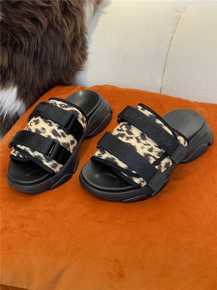 20250101214004/307935d1faa5bc156d3d90d633e6a9e2_1651229951_8595.jpg Array