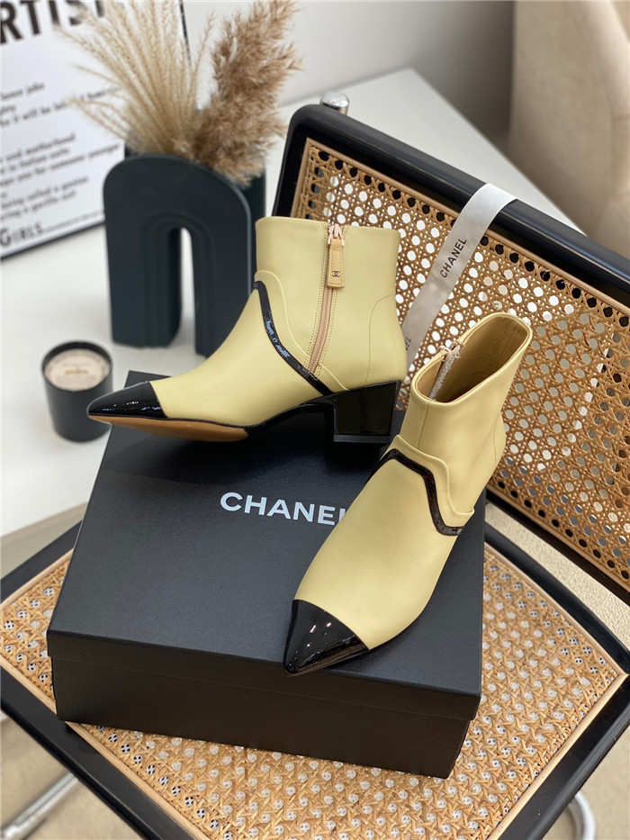 20250101214004/30fba8f042d69877d8223304df7d8e79_1659873472_3721.jpg Array