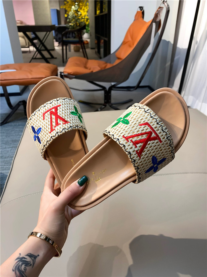 LOUIS VUITTON  루이비통 여성용 슬리퍼 L89844